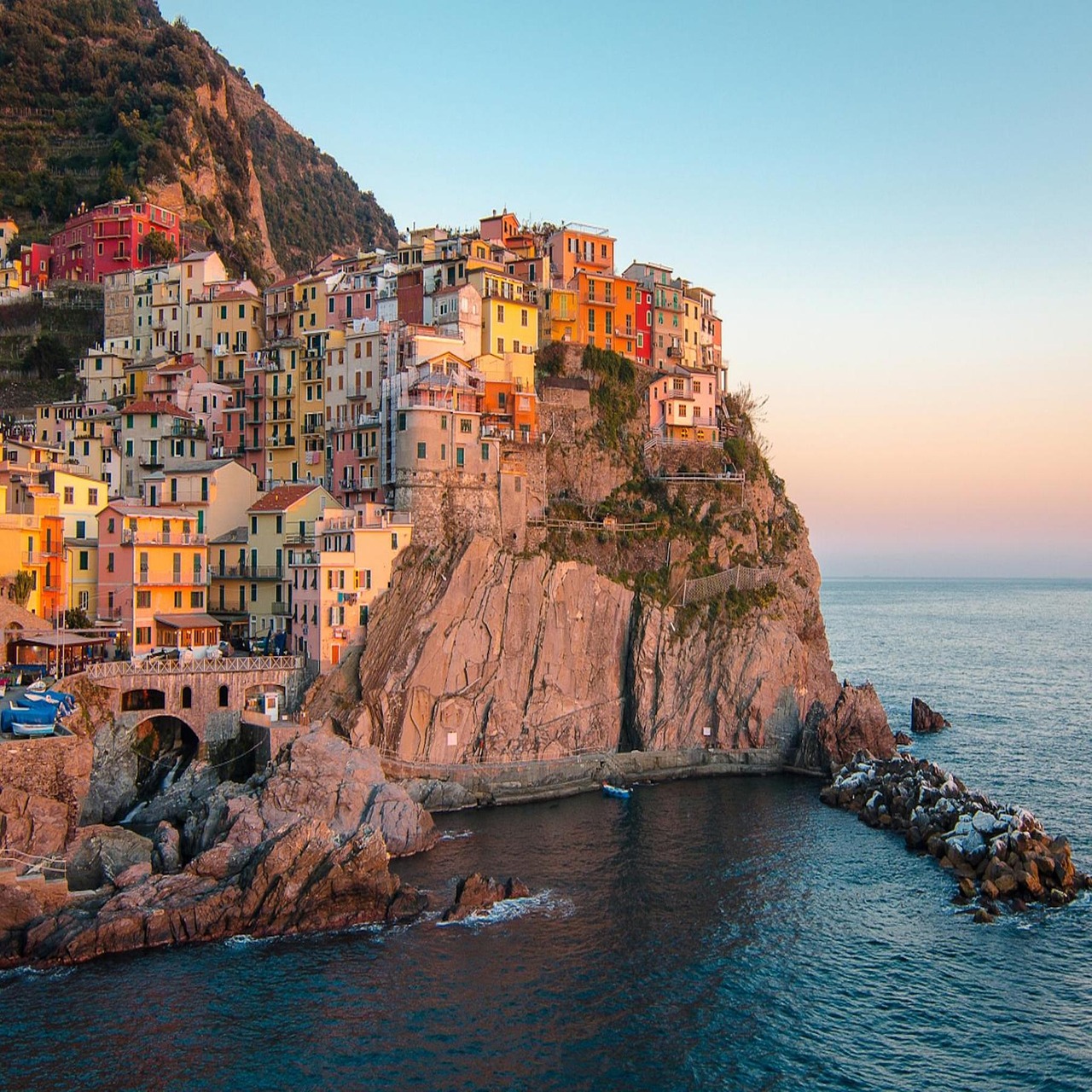 cinque-terre-2670762_1280